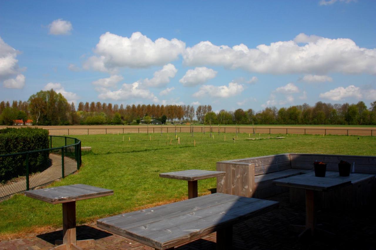 Bij Molen De Blazekop, Rustig En Landelijk Ovezande Bagian luar foto