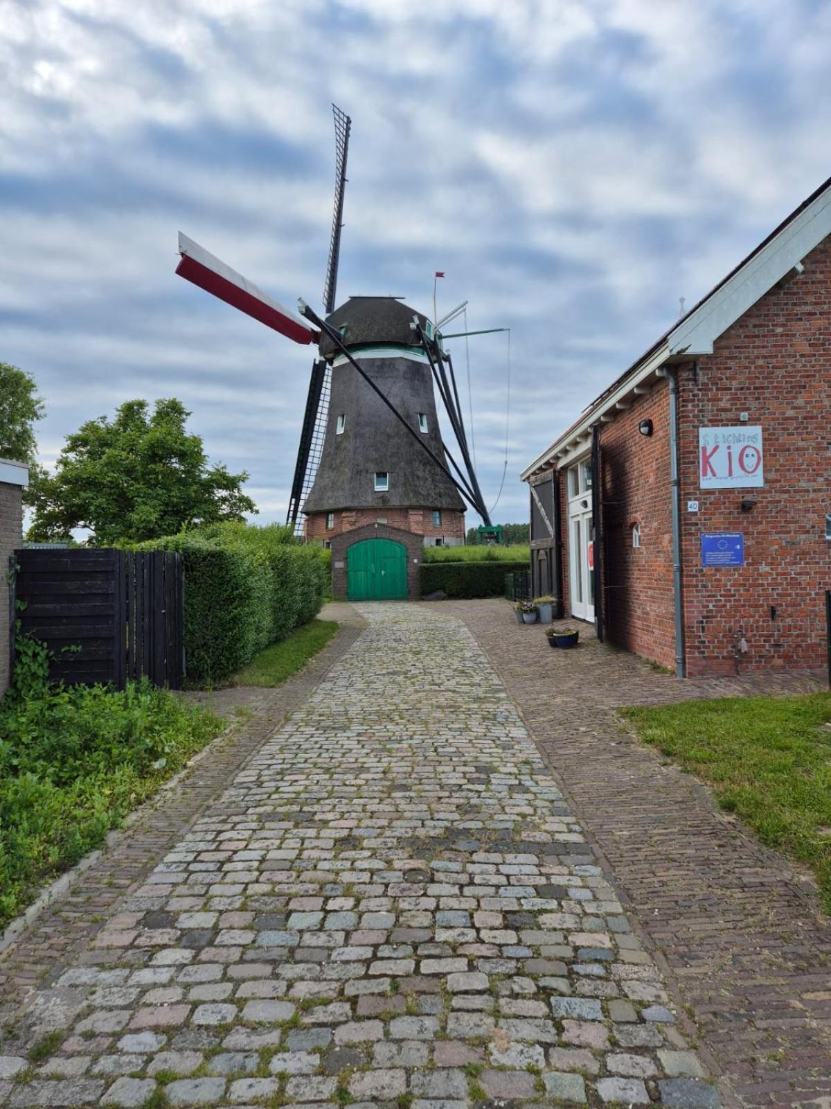 Bij Molen De Blazekop, Rustig En Landelijk Ovezande Bagian luar foto